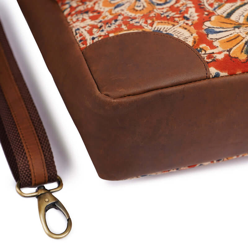 laptop bag with strap