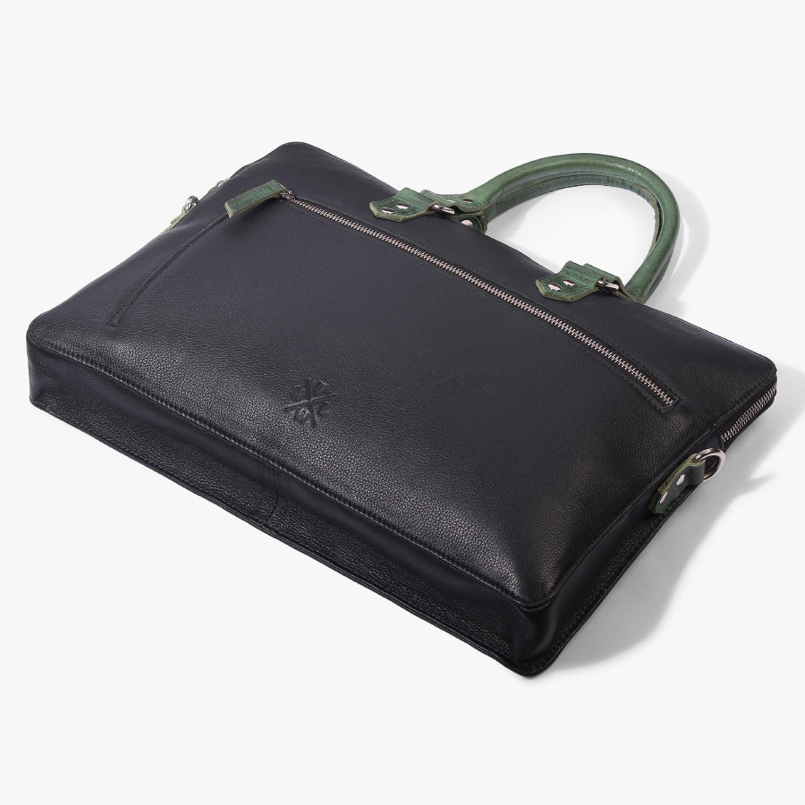 work bag with zipper closer