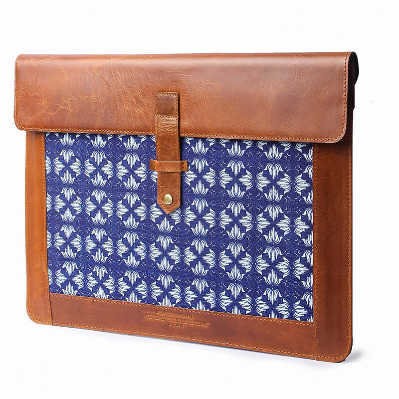 laptop sleeve snap clouser