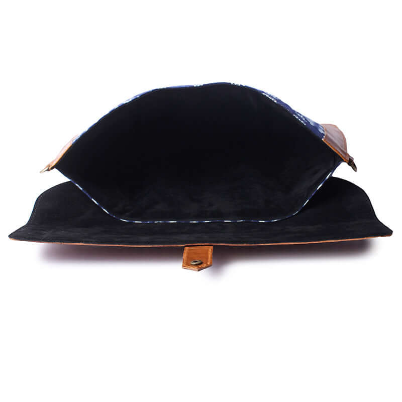 macbook sleeve open