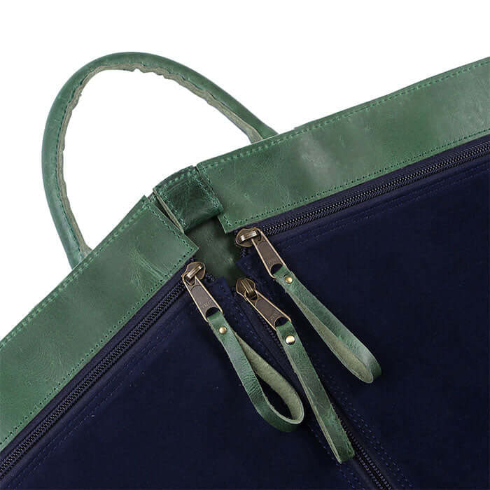 Leather foldable garment bag zipper