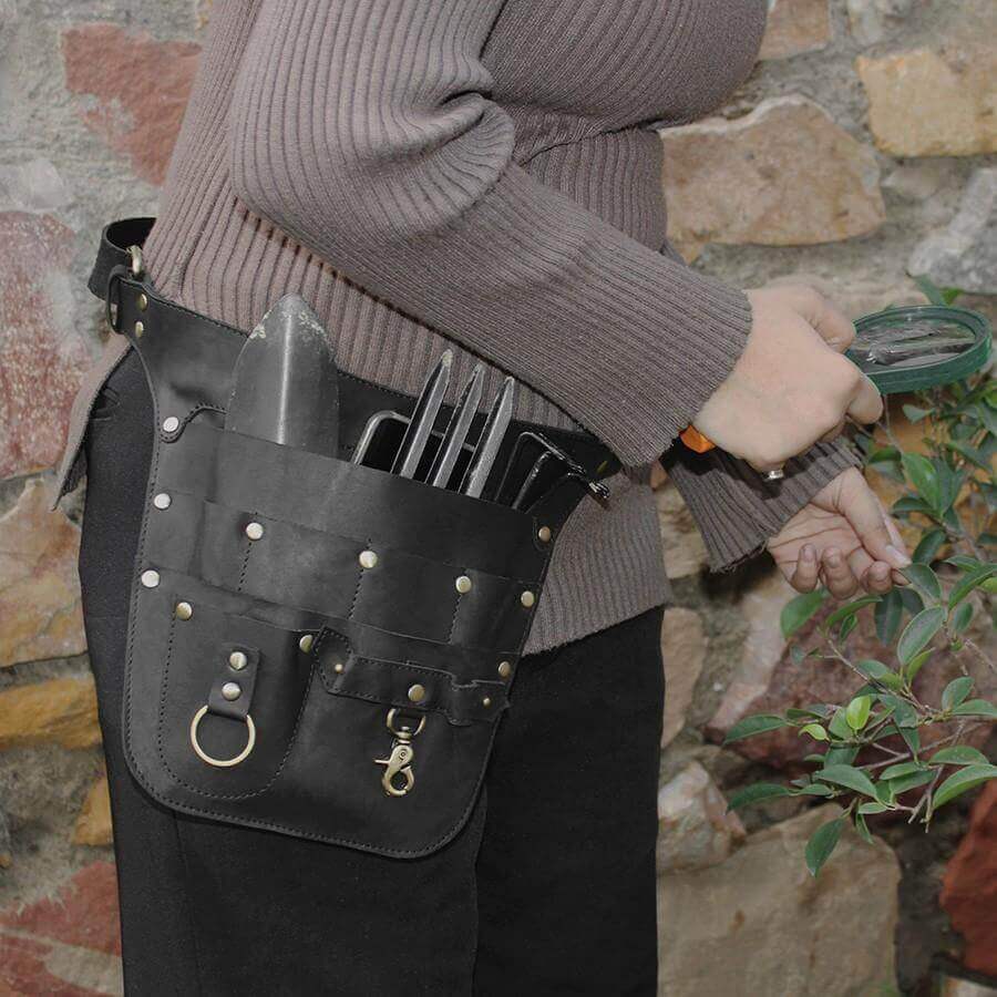 personalized leather florist gardening tool belt organizer for gardeners