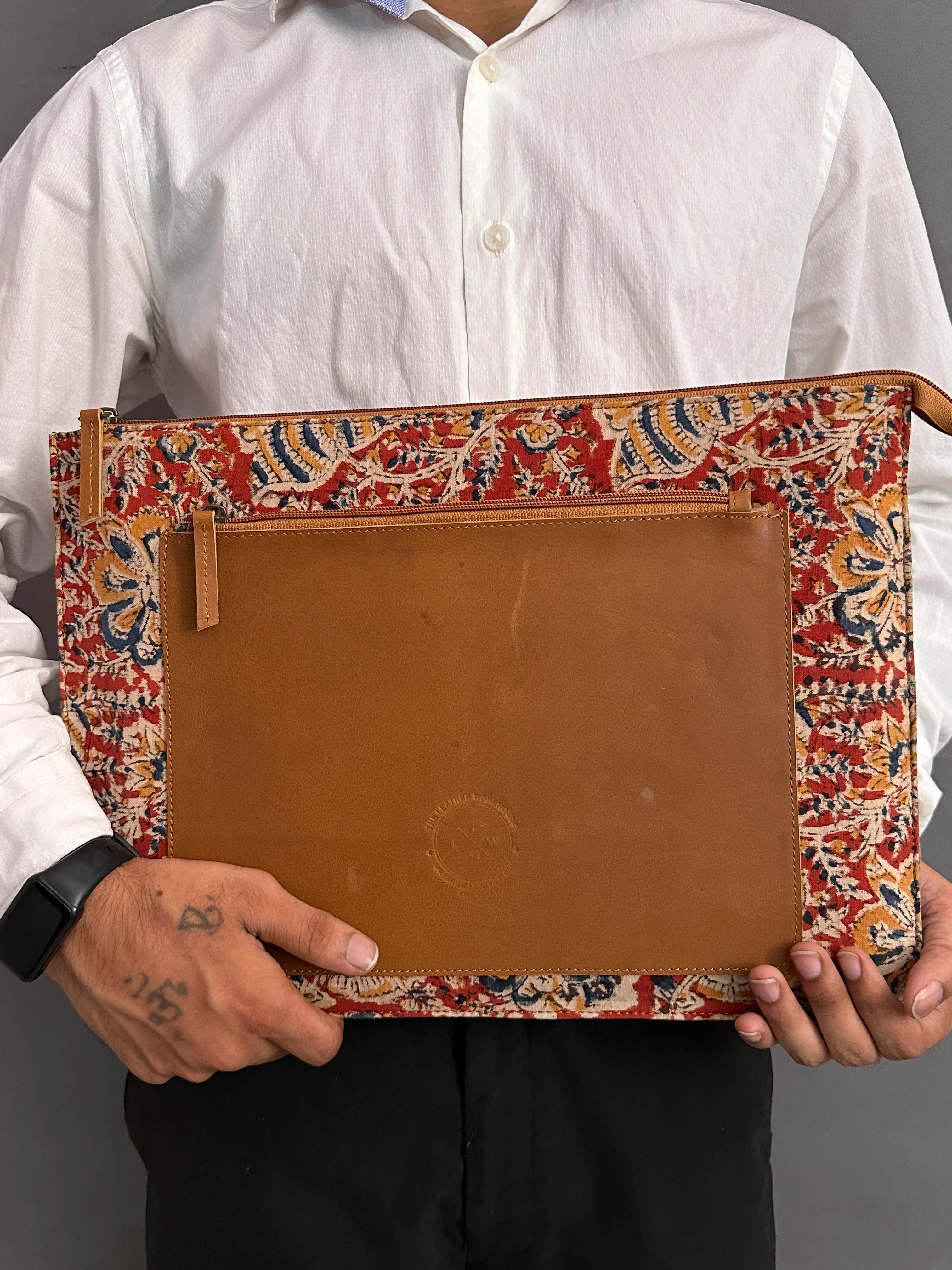 Zayrah Laptop Sleeve 003