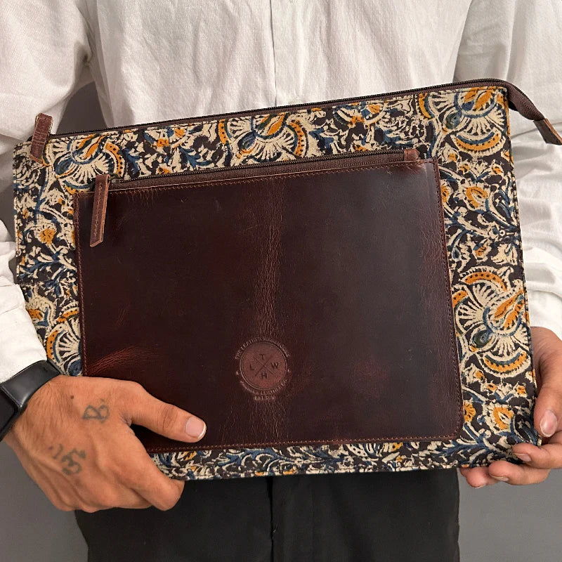 Zayrah Laptop Sleeve 003