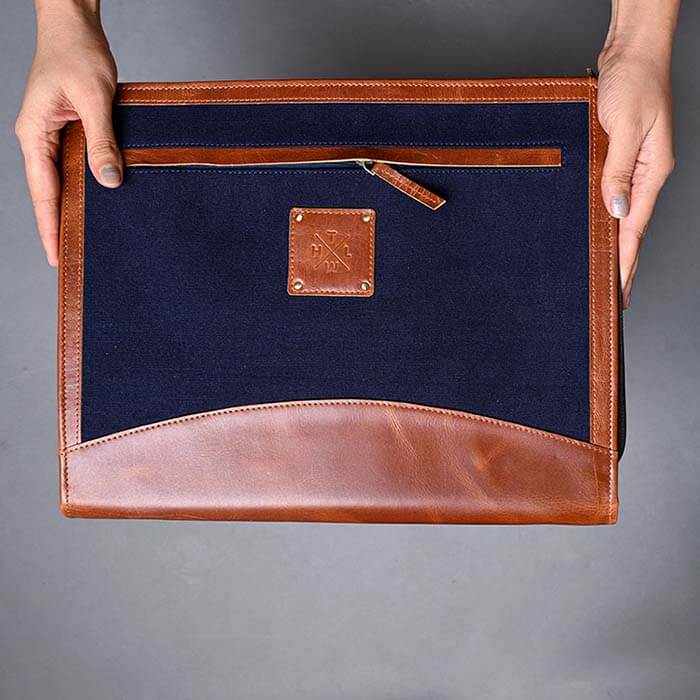 Personalized Folders – Premium Leather File Organizers for Professionals