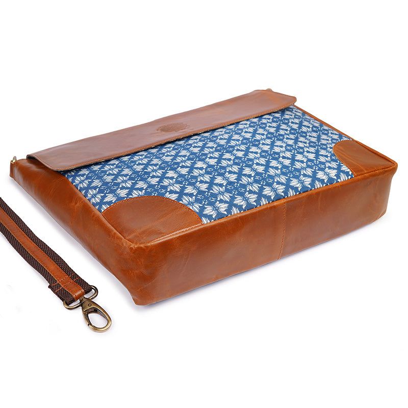 laptop sleeve with Indian print 