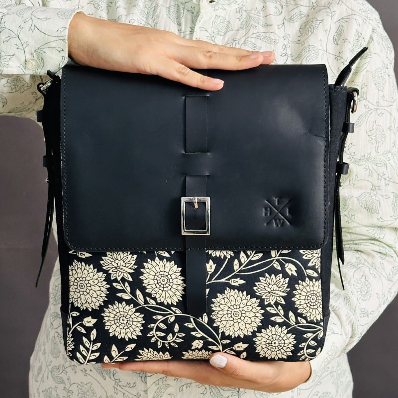 Black floral women crossbody bag 