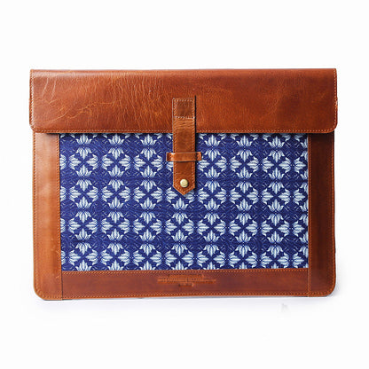 Laptop sleeve blue flower