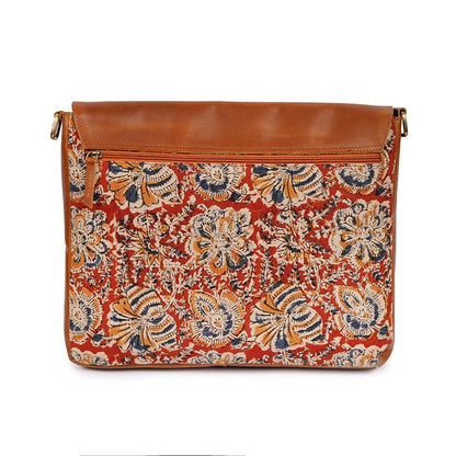 Stylish Leather Laptop Bags for Women – Office &amp; Business Bag