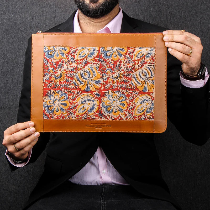 Zyrah Laptop Sleeve 002